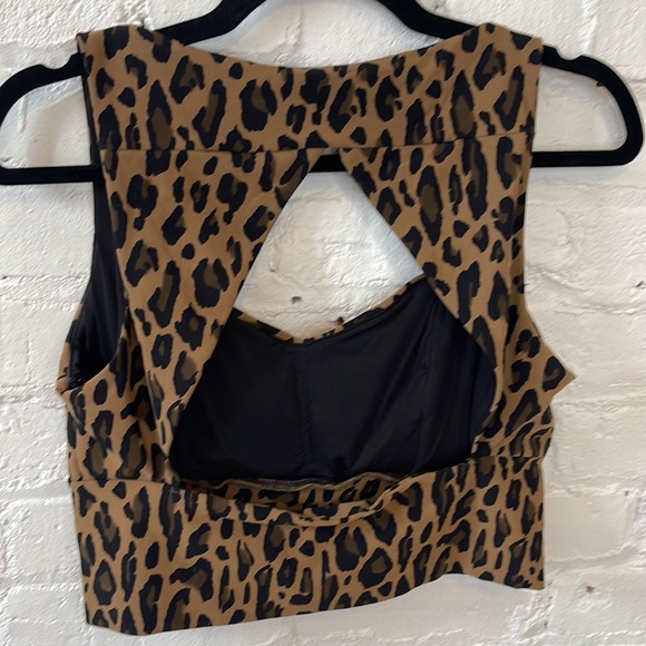 Michi leopard print sports bra large - Picture 4 of 8